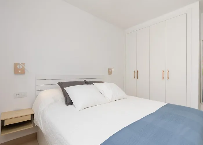 Moderno Totalmente Reformado Con Vistas Al Mar * Es Mercadal